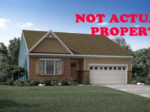 720 Herd Ave, Pataskala, OH 43062