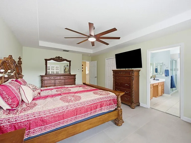 8212 Calterra Dr — Photo 23
