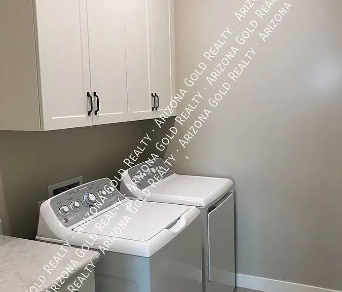 6814 E Orion Dr — Photo 22