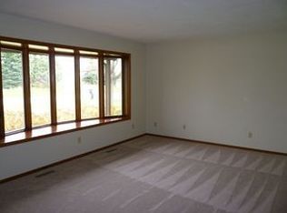 4747 Rutland Dunn Town Line Rd, Oregon, WI 53575