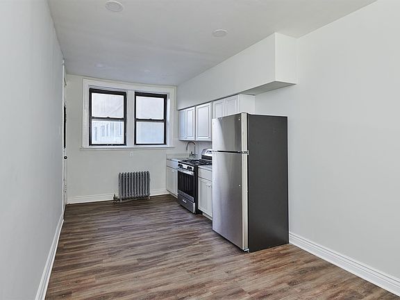 5th image of 5457 S Everett Ave APT 2A