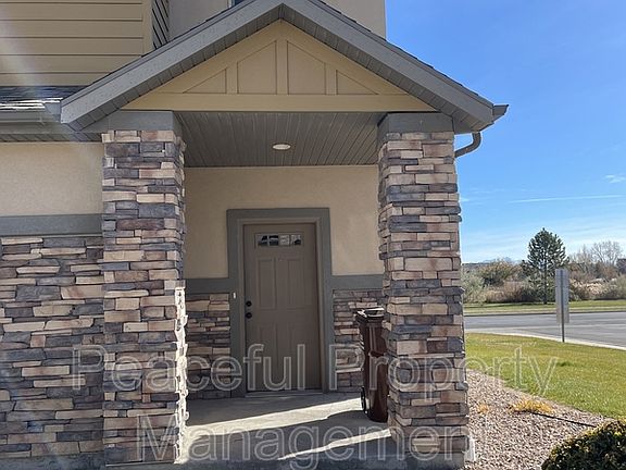 4th image of 1222 N Baycrest Dr #1