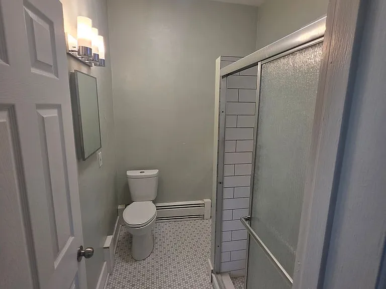 425 Walnut Street (Full Service) — Photo 26