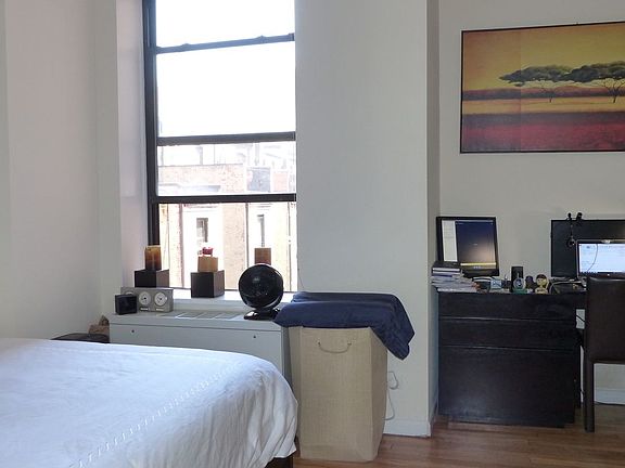 5th image of 2020 Broadway APT 4C