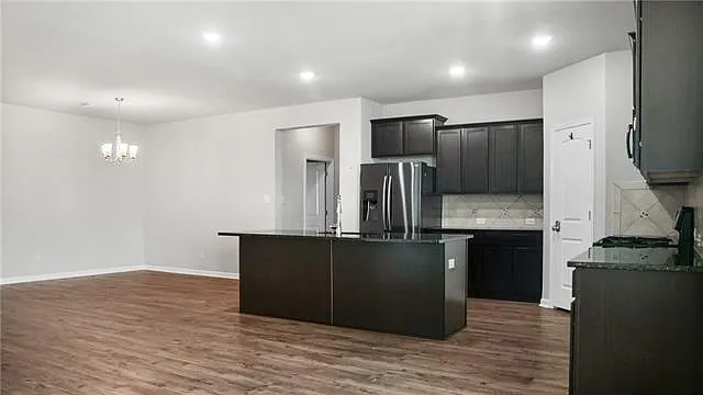 440 W Lake Dr — Photo 9
