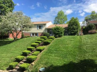 110 Parkway Dr, Huntington, WV