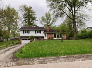 1820 E Southdowns Dr, Bloomington, IN