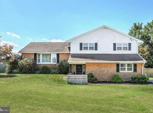 307 Mount Pleasant Rd, Hanover, PA 17331