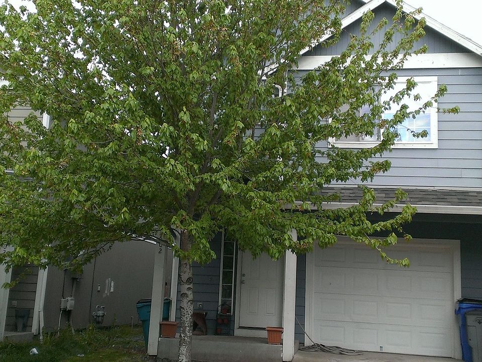 1st image of 6024 NE 33rd Cir