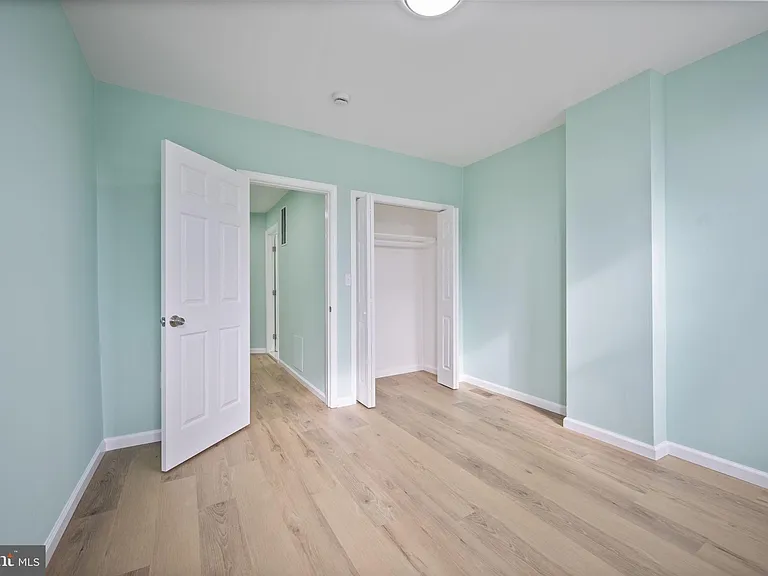 1316 McHenry St — Photo 21
