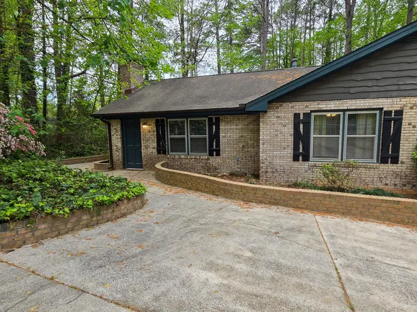 3909 Greenleaf St, Raleigh, NC 27606