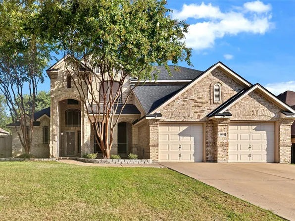1805 Kris St, Mansfield, TX 76063