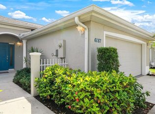 6187 Mandalay Cir #32, Naples, FL 34112