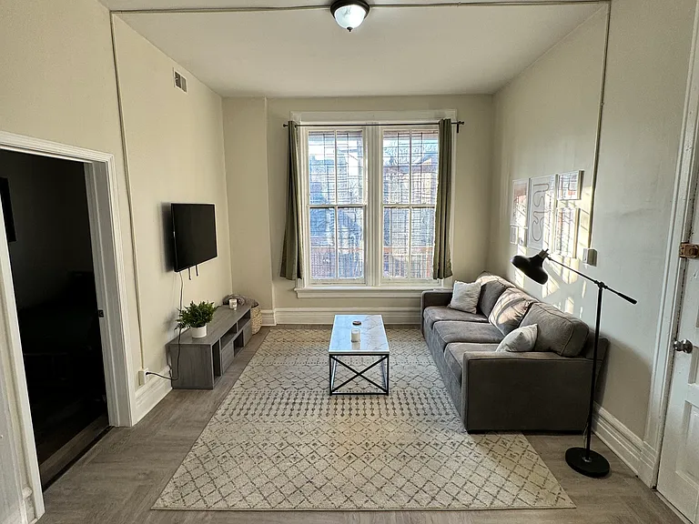 2146 N Halsted St #3R — Photo 1