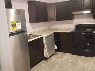 151 W Elk Trl APT 251, Carol Stream, IL 60188
