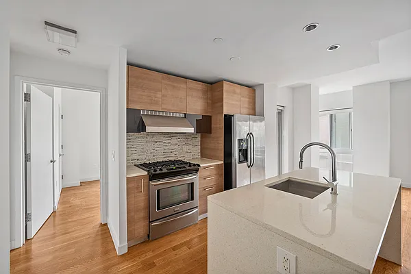 Rented by Corcoran | media 23