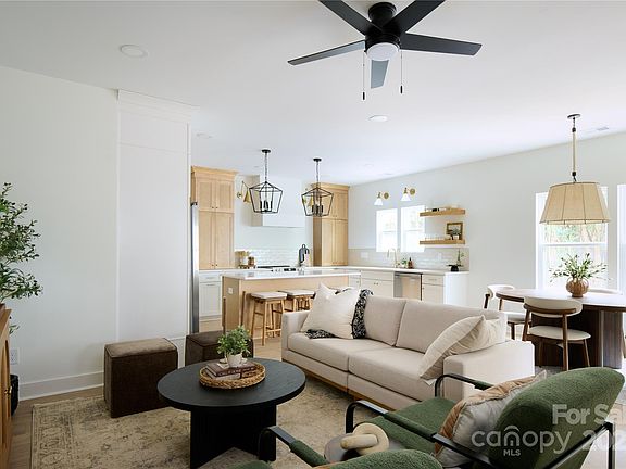 3rd image of 2453 Barnhardt Ave NW