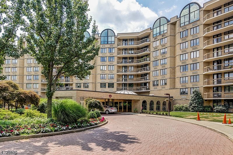 1st image of 412 Smith Manor Blvd #412