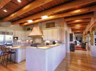 747 Coyote Ridge Rd, Santa Fe, NM 87507