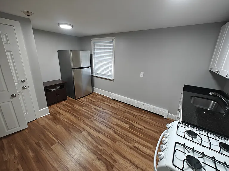 28 Vine St #101 — Photo 9