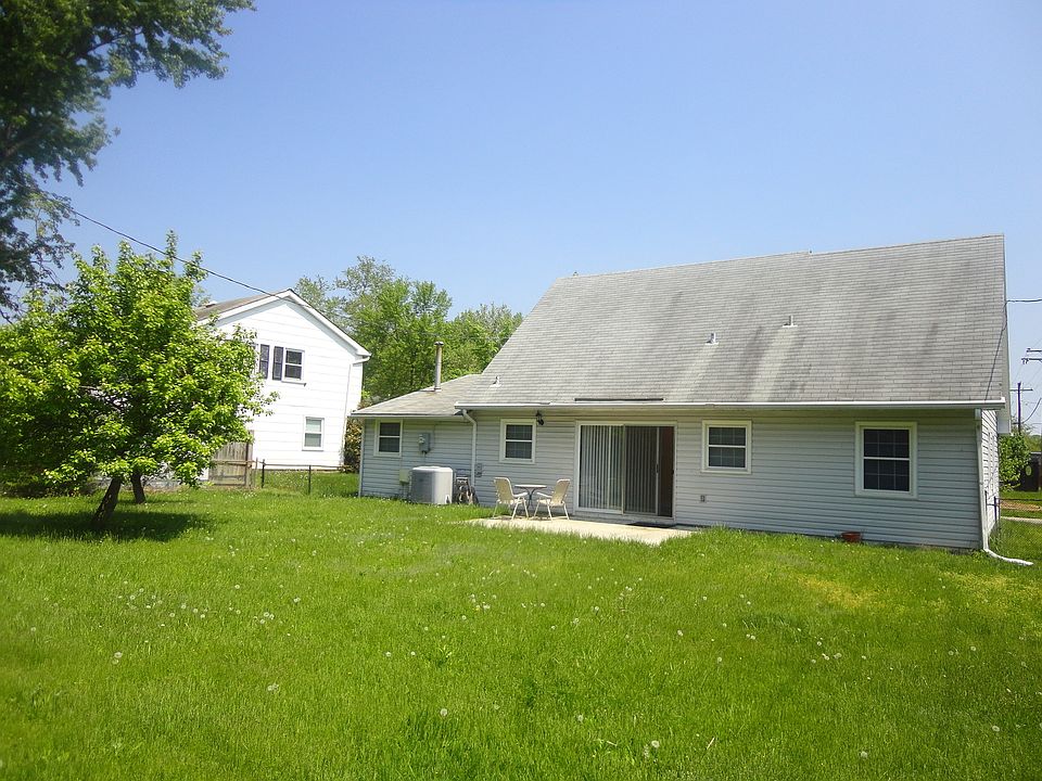 2nd image of 4016 Chelmont Ln