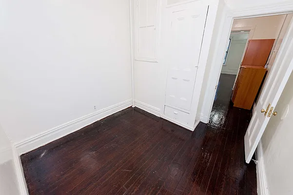 Rented by Compass | media 8