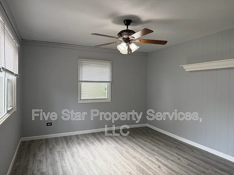 12 Douglas Ct — Photo 13