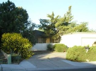 7208 Derickson Ave NE, Albuquerque, NM 87109