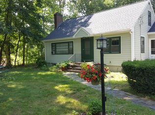 4 Mohegan Rd, Acton, MA 01720