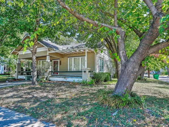 516 S Denton St, Gainesville, TX 76240