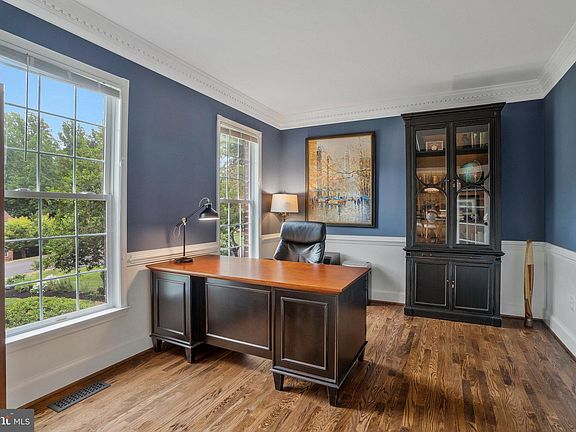 5th image of 12840 Mill Race Ct