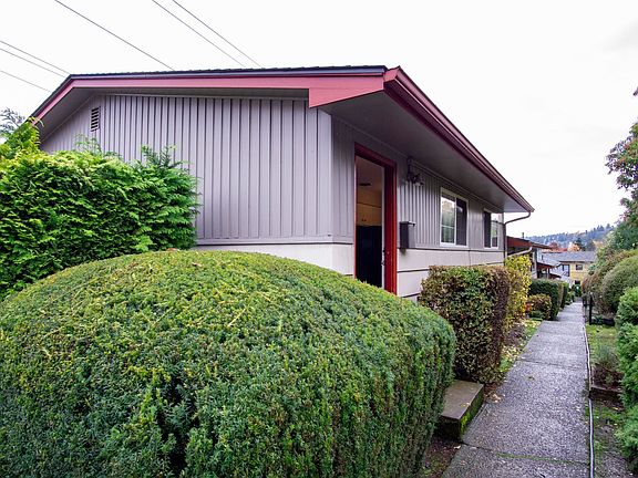 2nd image of 5025 S Corbett Ave #1