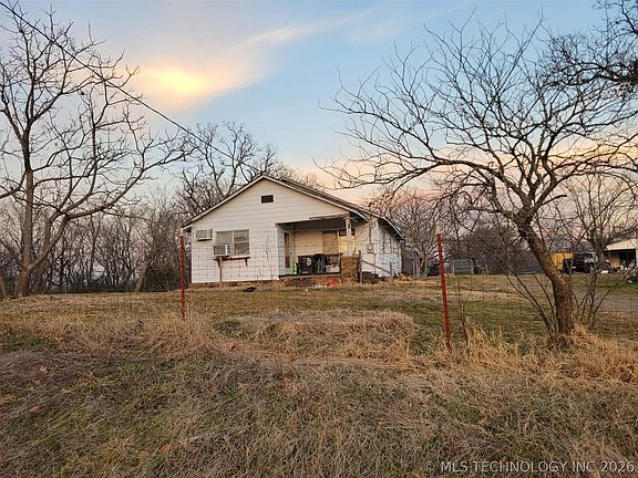 2nd image of 28602 Old Tarby Rd