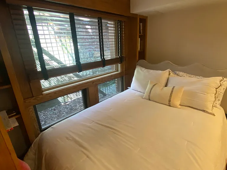 36 Beacon St #1A — Photo 10