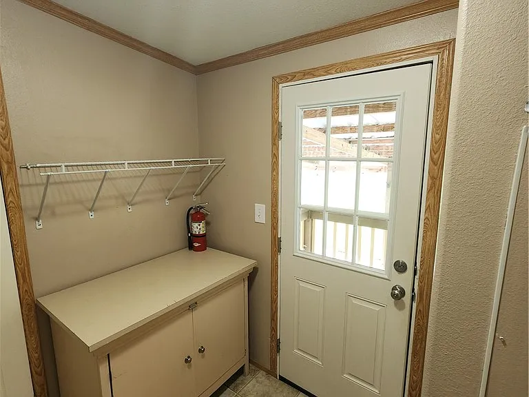 3738 Smetana Rd — Photo 10