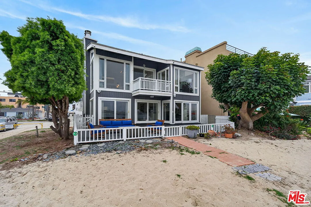 3 bed, 3.0 bath, 2200 sqft, $15,000 — Photo 3