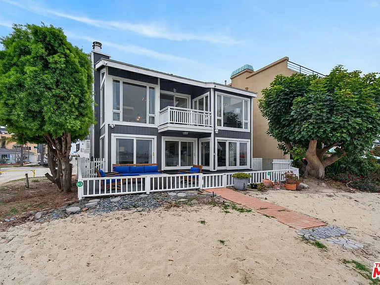 6819 E Ocean Blvd — Photo 3