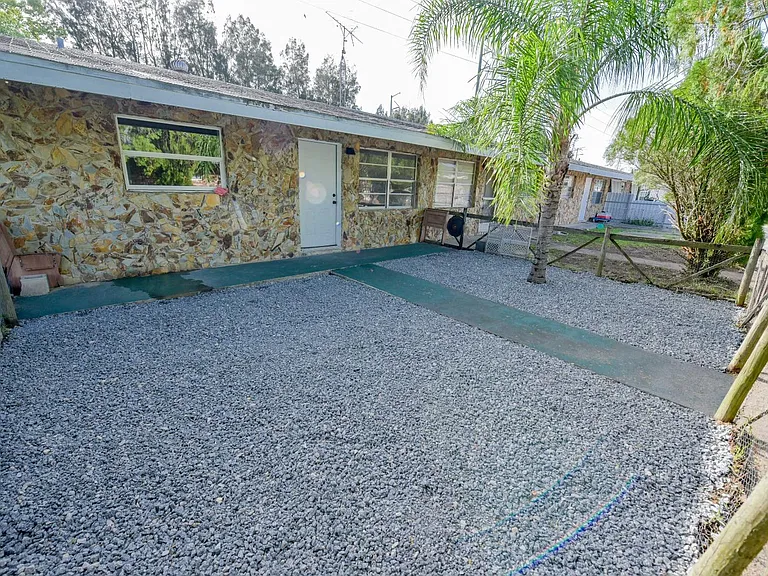 1412 N Tropical Ave — Photo 17