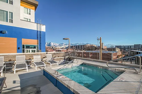 The Bonneville Apartments Photo 1