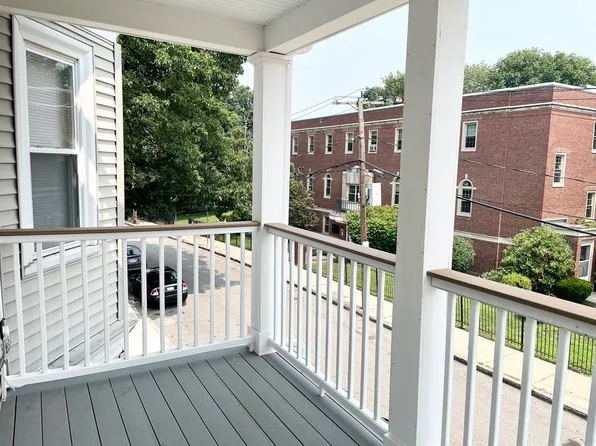 30 Tuttle St #2, Dorchester, MA 02125
