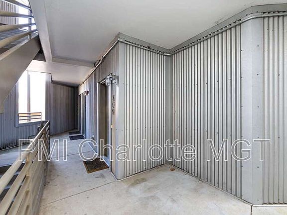 5th image of 1600 Fulton Ave Suite 204