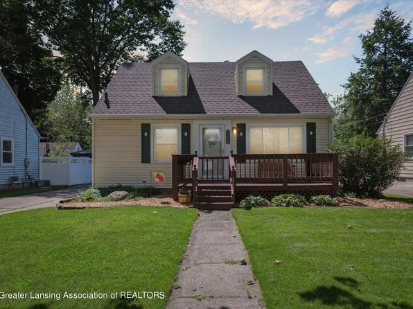 3214 Plymouth Dr, Lansing, MI 48910