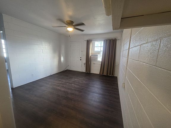 2nd image of 1910 Yuma Ave #1