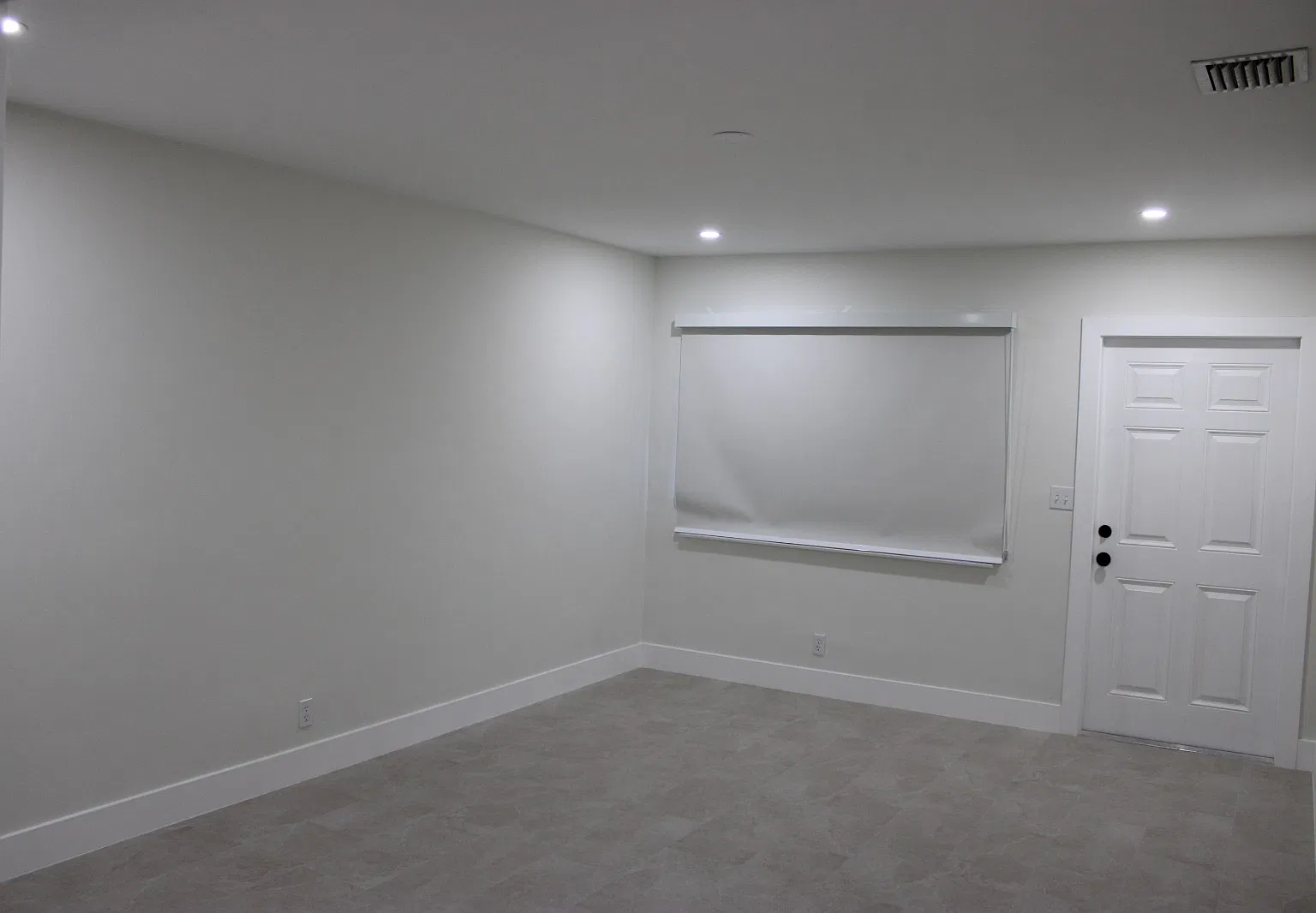 3 bed, 1150 sqft, $2,500 — Photo 3