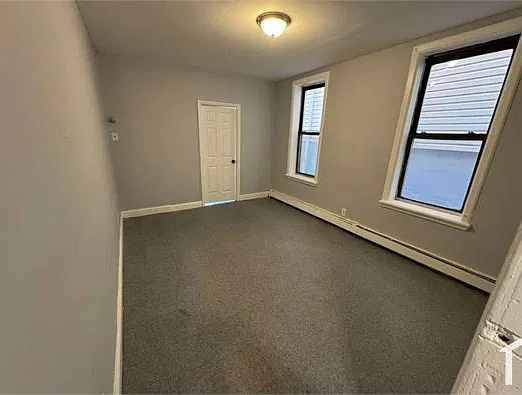 3 bed, $2,200 — Photo 2