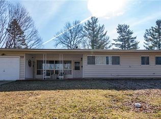 305 E Holiday Dr, Decatur, IL 62526