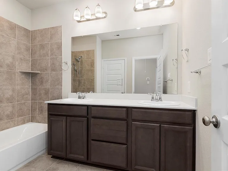 1520 Parkland Oak Dr — Photo 23