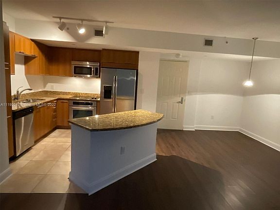 5th image of 510 NW 84th Ave APT 207