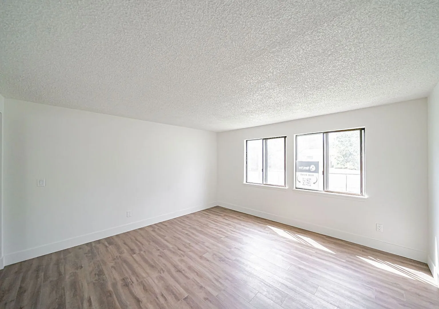 675 Garfield St. — Photo 3