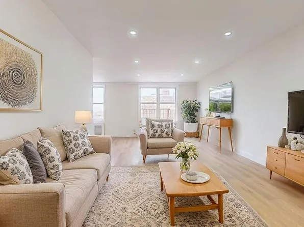 66-15 Thornton Pl #6S, Queens, NY 11374